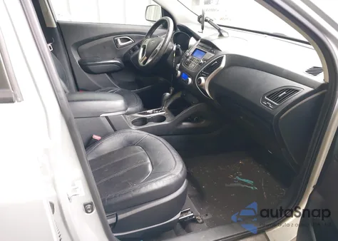 2013 Hyundai Tucson Limited z USA, uszkodzony, nr VIN KM8JU3AC6DU737331